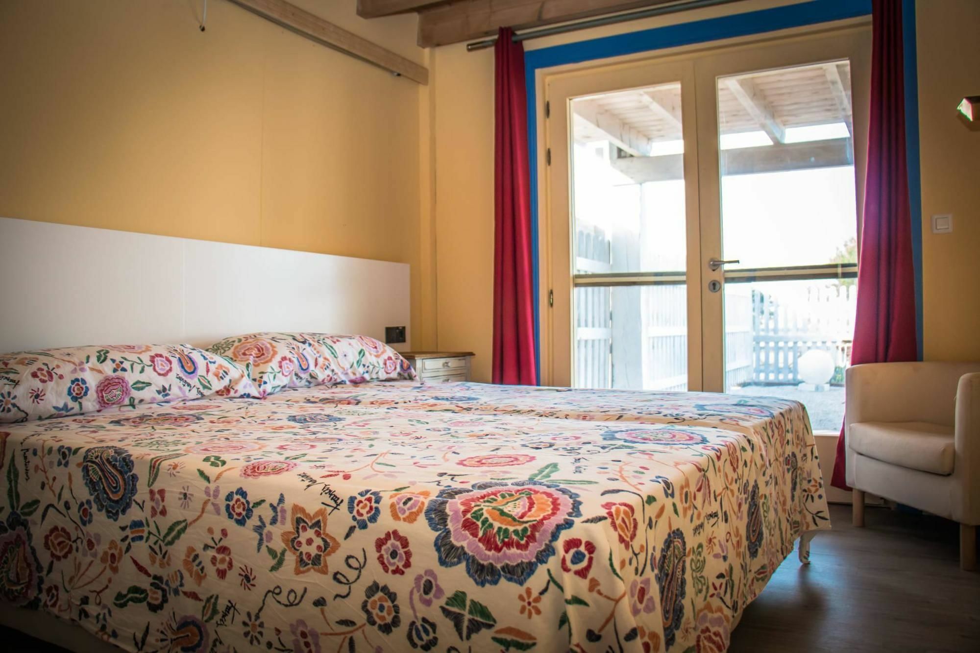 Aparthotel Oliwood Beach 올리바 외부 사진